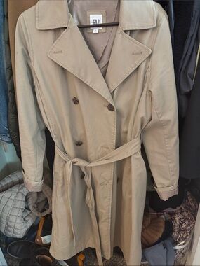 GAP Classic Beige Trench Coat with Belt